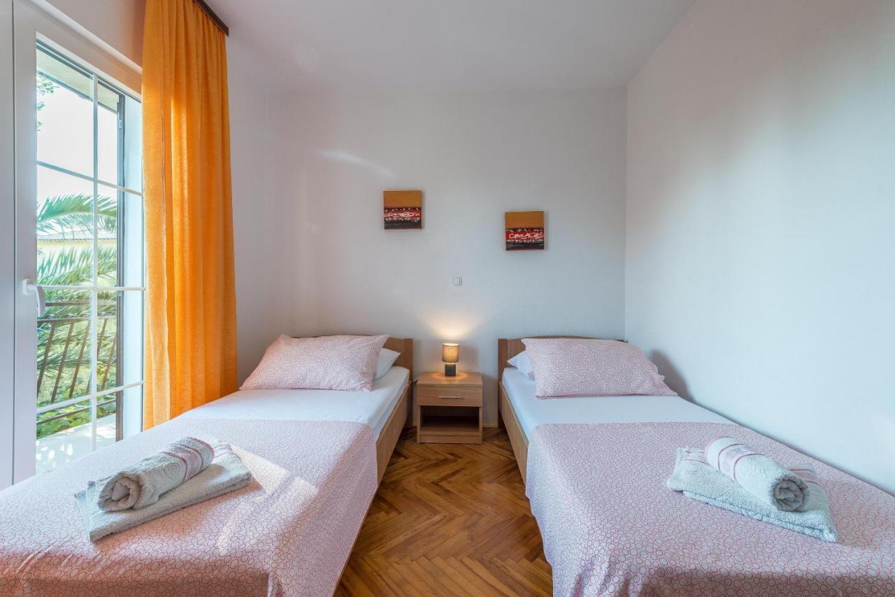 Apartments Navalia Novaglia Esterno foto